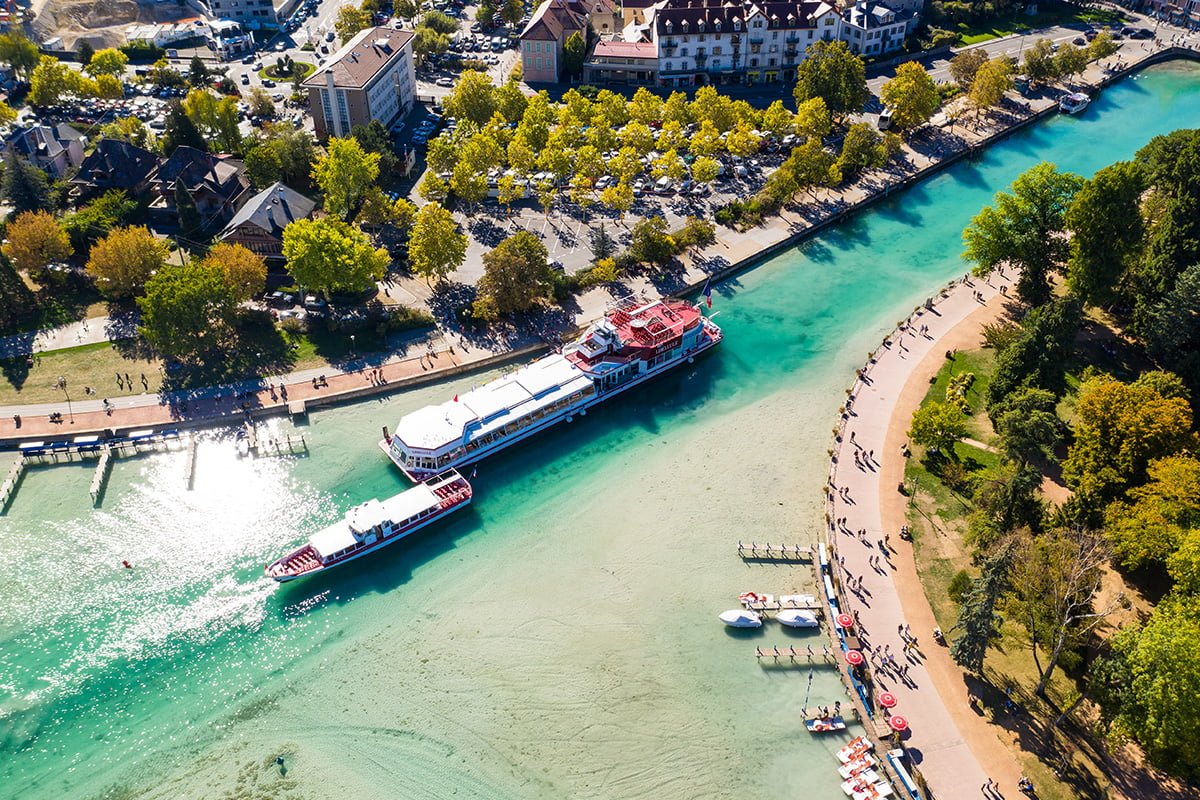 Les meilleures attractions à visiter à Annecy, Station Taxi Annecy 74